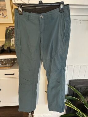 Women’s Hiking Pants